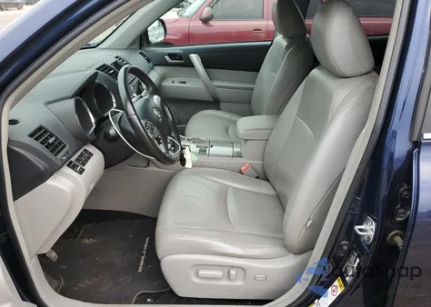 2012 Toyota Highlander Base из США, поврежденный, VIN 5TDBK3EH1CS098458